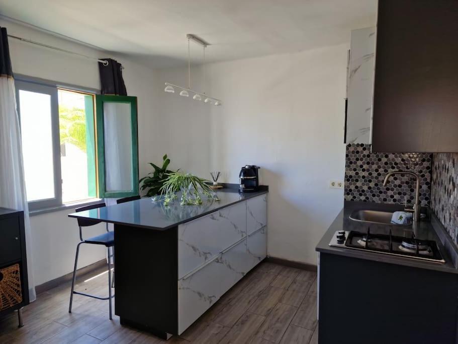 קוסטה טגוויסה Rockbeach Bungalow מראה חיצוני תמונה